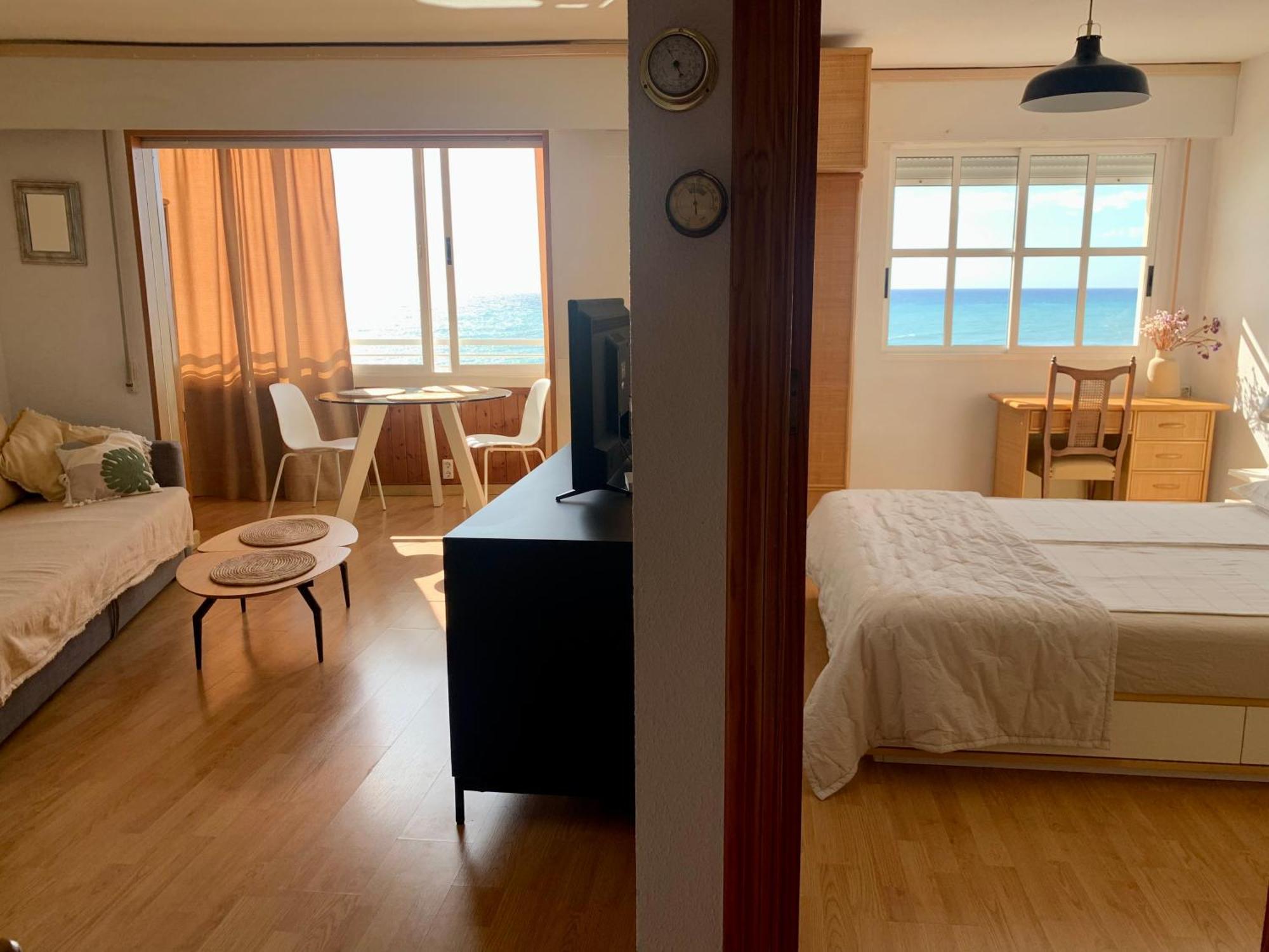 Sea View Apartment Torrevieja Kültér fotó